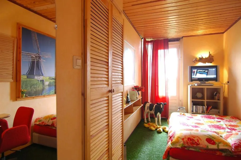 Bed & Breakfast Bed And Breakfast Tulip Gallery Amsterdam